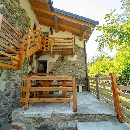 Ferienhaus Adele Novate Mezzola